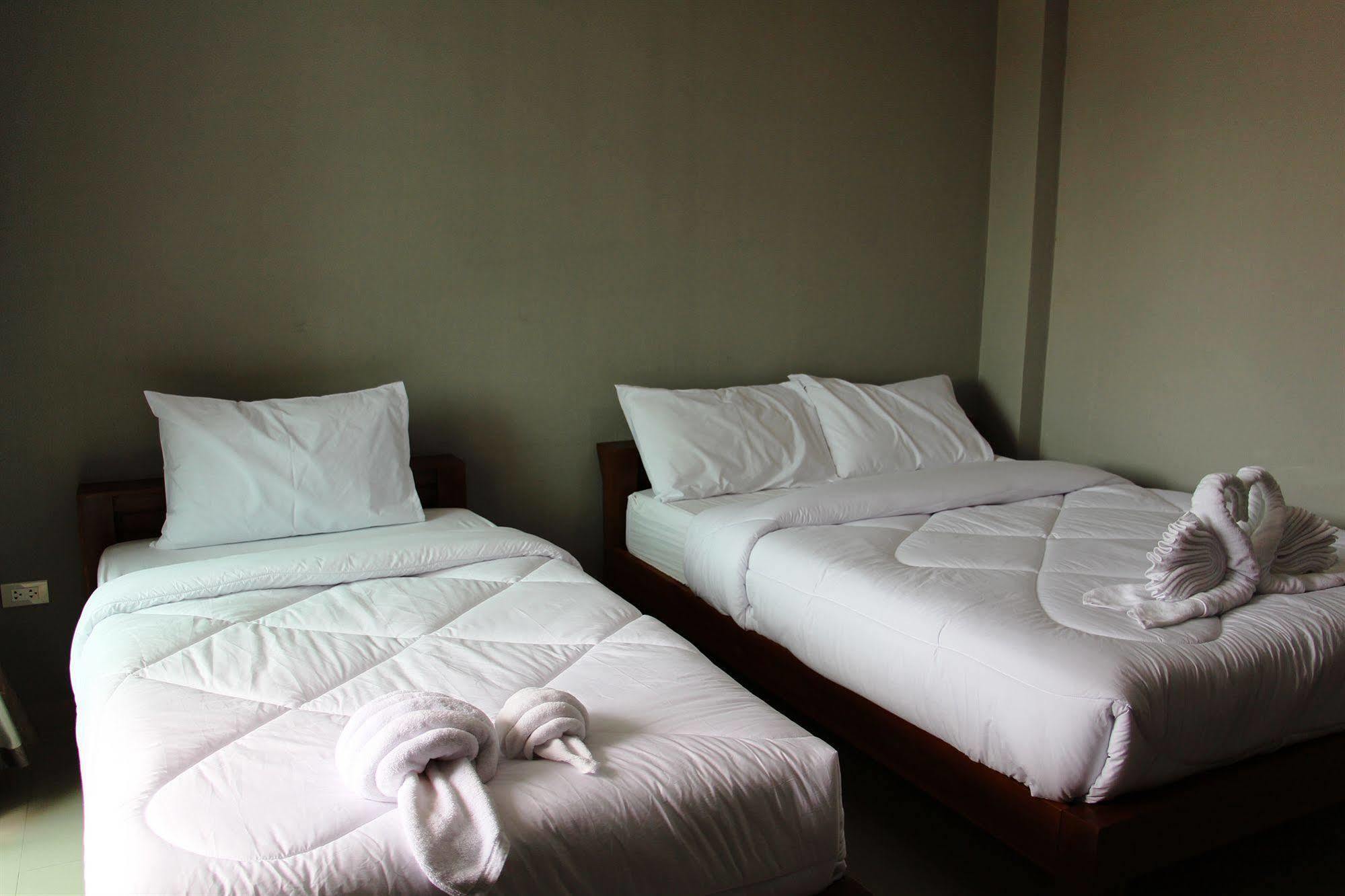 Siwa House Hotell Nong Prue Exteriör bild